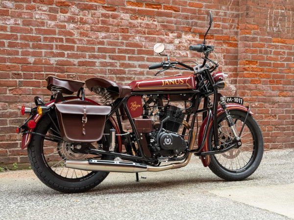Halcyon 250 #1011