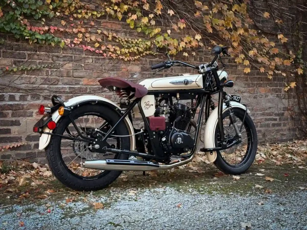 Halcyon 250 #1127
