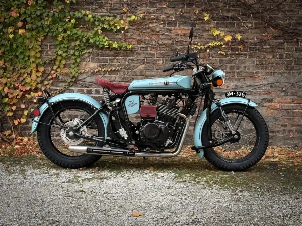 Halcyon 450 #326