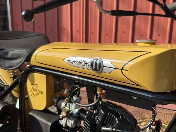 Halcyon 250 #1131