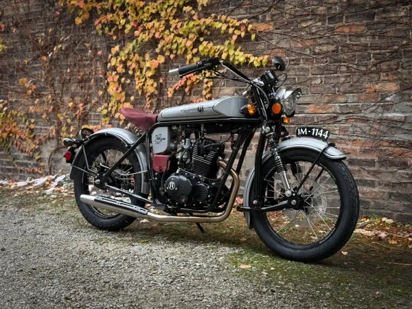 Halcyon 250 #1144