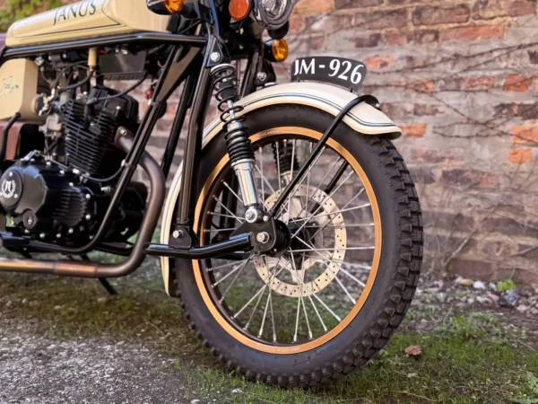 Halcyon 250 #926