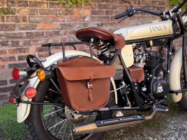 Halcyon 250 #926