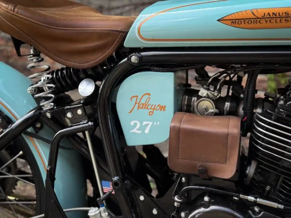 Halcyon 450 #235