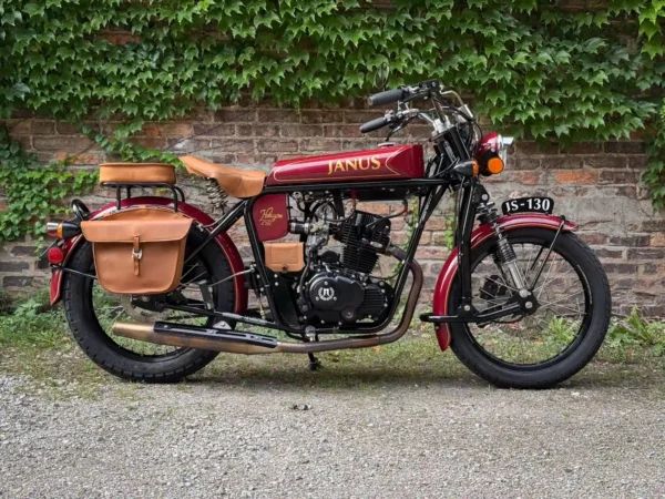 Halcyon 250 JS-130