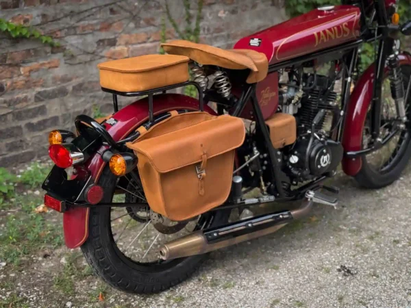 Halcyon 250 JS-130