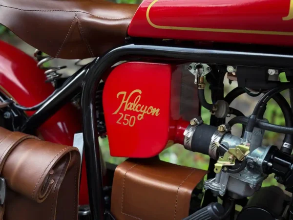 2021 Halcyon 250 #777