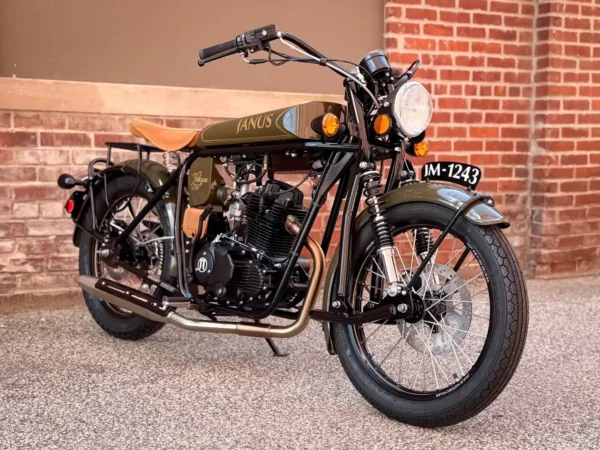 Halcyon 250 #1243