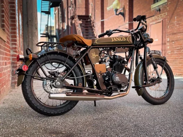 Halcyon 250 #1243